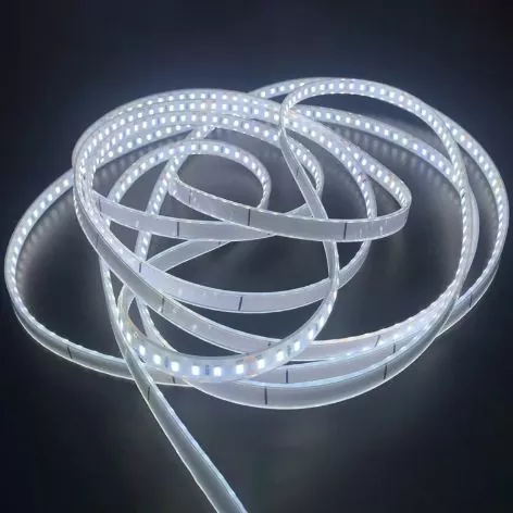 次のプロジェクトに12Vの屋外LEDストリップライトを選択するのはなぜですか？